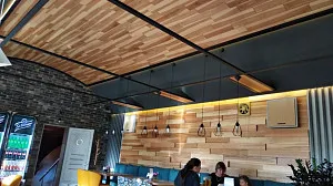 Різноманіття деталей в дизайні піцерії Атлантида