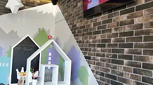 Різноманіття деталей в дизайні піцерії Атлантида