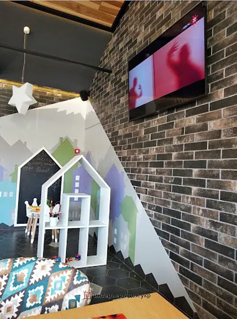 Фото реалізації дизайну піцерії Атлантида